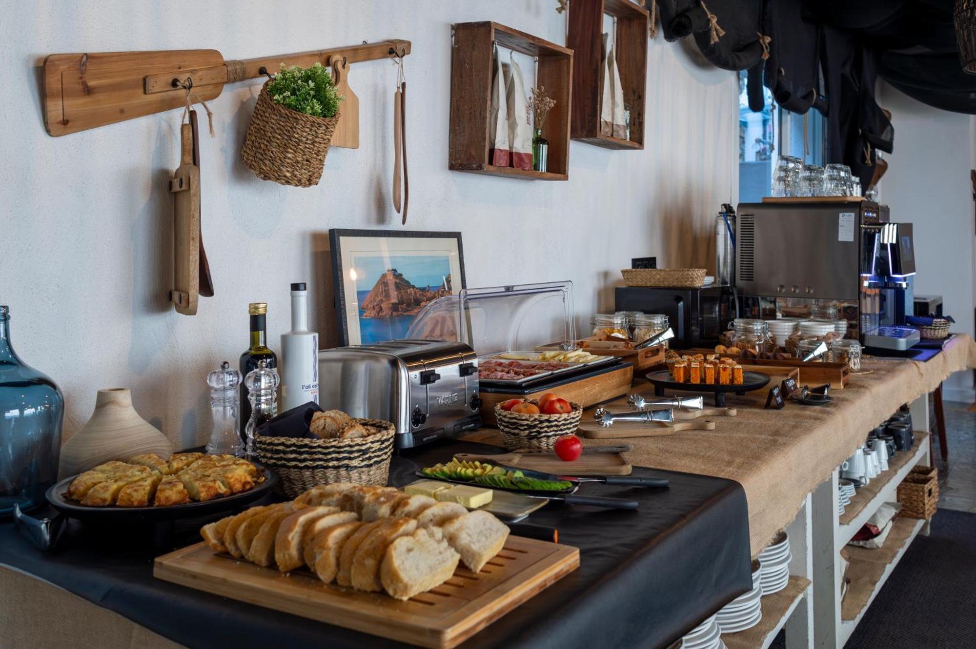 Hostal Boutique Es Menut Тосса-де-Мар Экстерьер фото