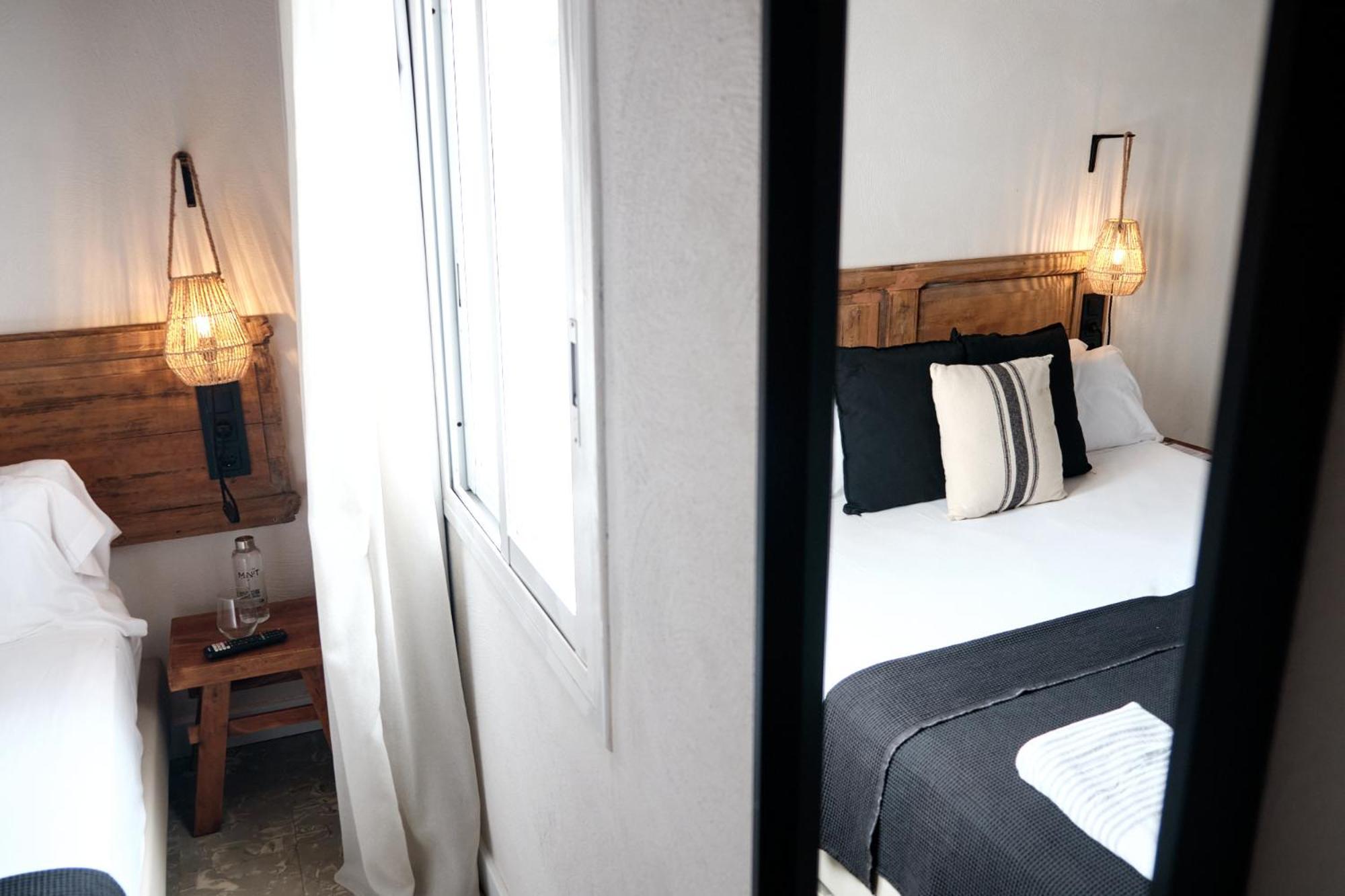 Hostal Boutique Es Menut Тосса-де-Мар Экстерьер фото